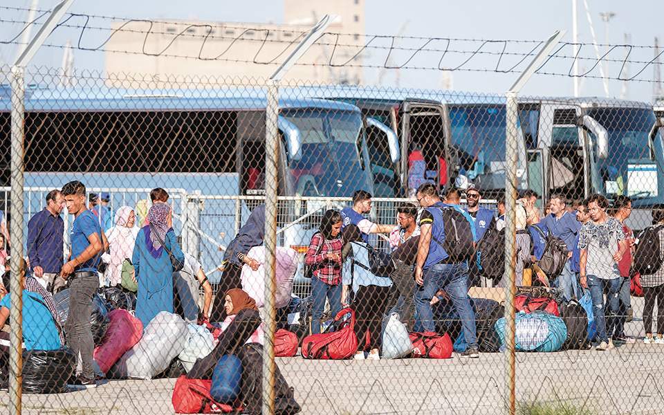 DW: Θέμα χρόνου να οξυνθεί το μεταναστευτικό στην Ελλάδα αν δεν αναλάβει άμεση δράση η ΕΕ