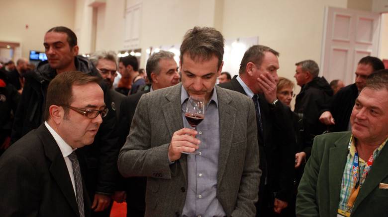 Οι Ευρωπαίοι ηγέτες ήπιαν ελληνικό κρασί στη σύνοδο κορυφής προς τιμήν του Κ.Μητσοτάκη – Δείτε γιατί