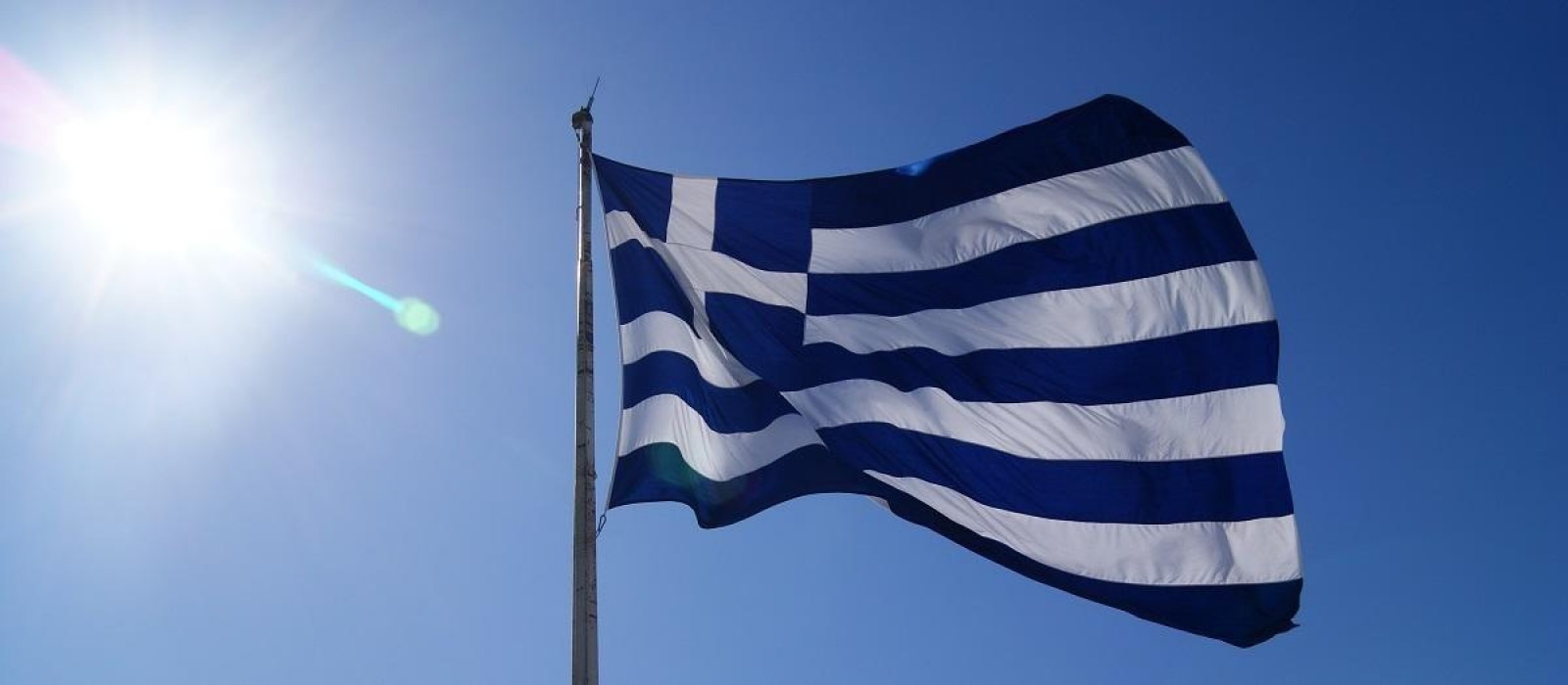 Ελληνική σημαία – Σύμβολο του Έθνους μας: Η ιστορία και η σημασία της