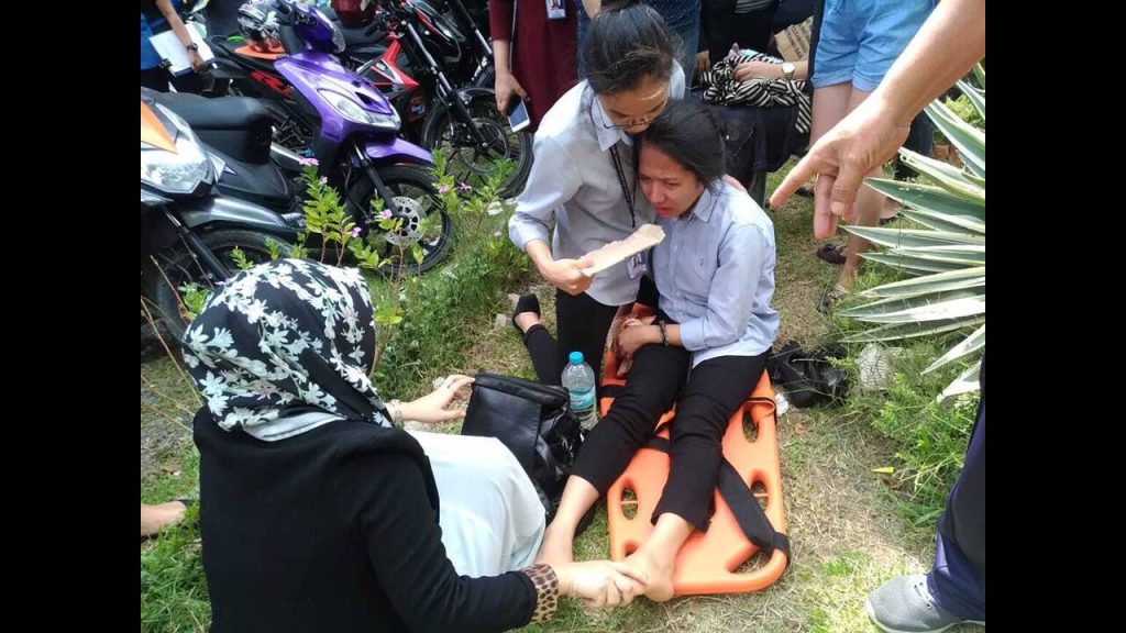 Φιλιππίνες: Τουλάχιστον έξι νεκροί από τον σεισμό στο νότιο μέρος της χώρας – Τεράστιες ζημιές (βίντεο)