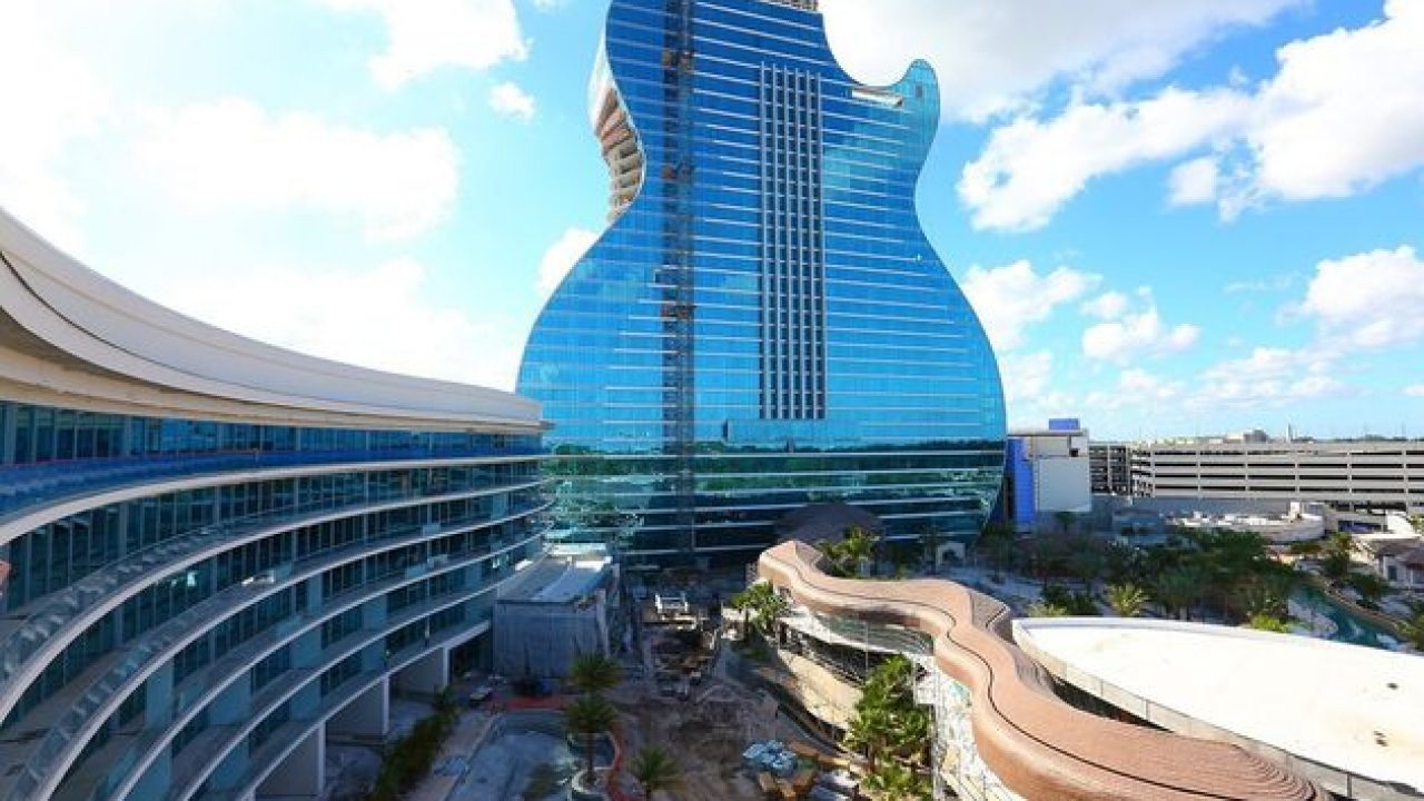 Στη Φλόριντα θα συναντήσεις το πιο ασυνήθιστο ξενοδοχείο – Έχει σχήμα… κιθάρας (βίντεο)