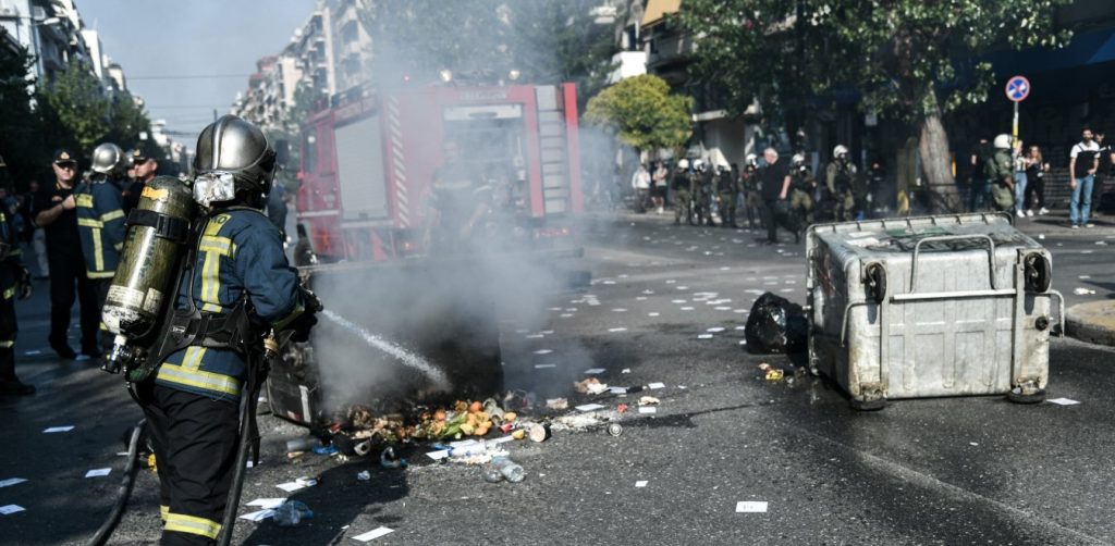 Ανάληψη ευθύνης για τα πρωινά επεισόδια έξω από την ΑΣΟΕΕ