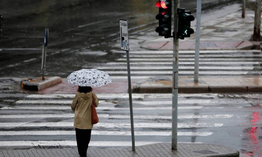 Καιρός:  Βροχές και καταιγίδες σήμερα – Δείτε που θα εκδηλωθούν