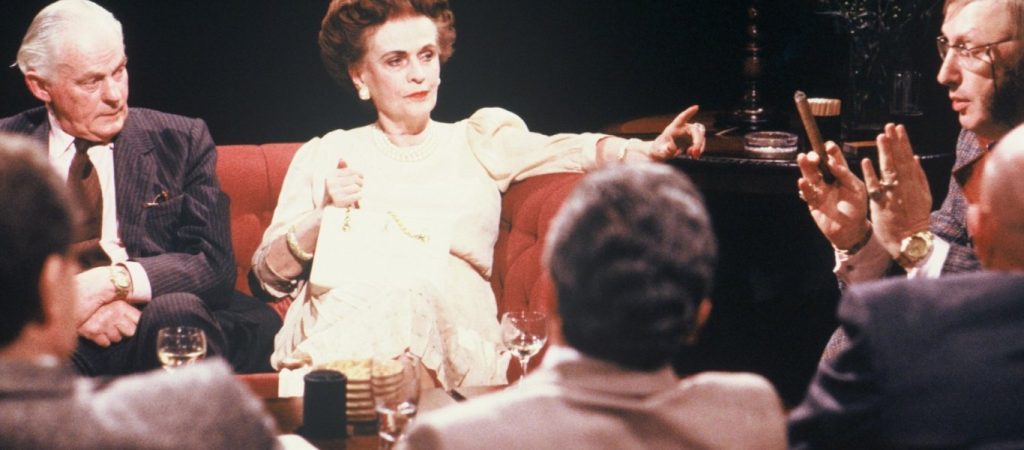 H «βρώμικη δούκισσα» που κοιμήθηκε με υπουργούς, σταρ και γαλαζοαίματους – Είχε πάνω από 88 σχέσεις (βίντεο)