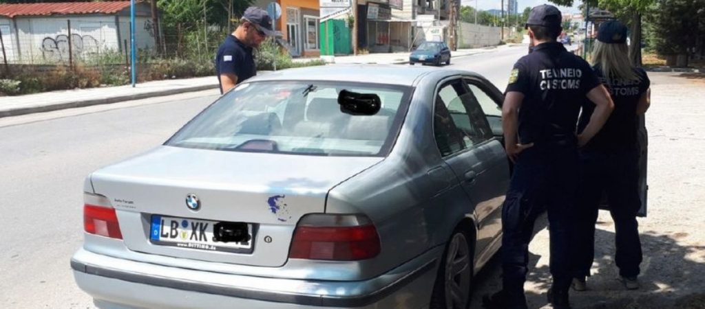 AAΔΕ: «Μπλόκο» σε αυτοκίνητα με ξένες πινακίδες – Τι εντόπισαν