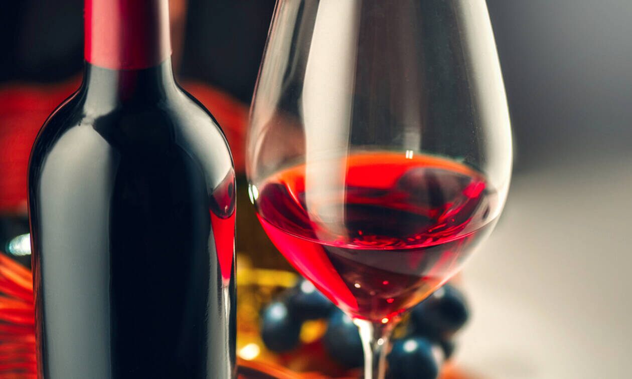 Δεν φαντάζεστε ποιες είναι οι δυο χώρες που πίνουν το περισσότερο κρασί