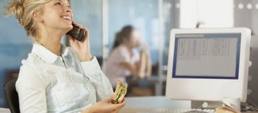 Δείτε πόση ώρα διάλειμμα δικαιούστε αν δουλεύετε 8ωρο – Τι ισχύει για την part time εργασία