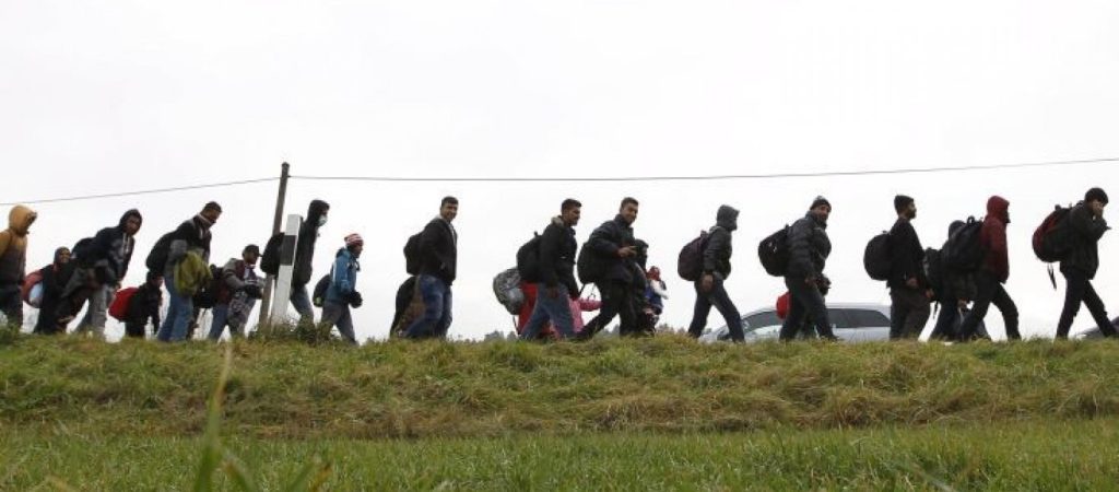 Εξαπλώνεται το κίνημα κατά των παράνομων μεταναστών: Συγκέντρωση διαμαρτυρίας στη Λάρισα – Στοιχεία σοκ από τη Σάμο