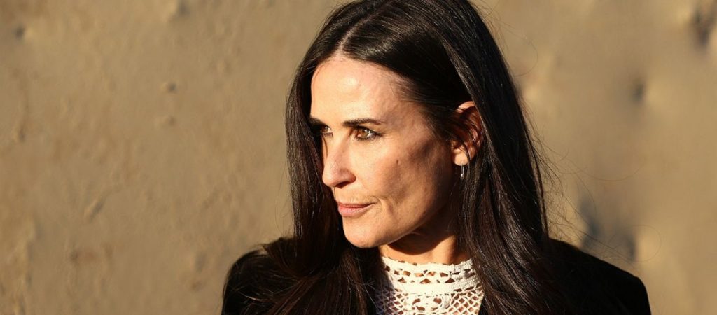 Οι κόρες της Ντέμι Μουρ μιλούν για την εποχή που ήταν αλκοολική: «Ηταν σαν να εμφανιζόταν ένα τέρας»