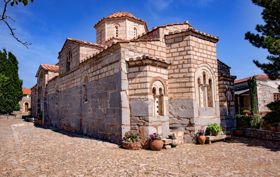 Μονή Σαγματά: Το σπίτι του Αγίου Λουκά του Ιατρού στην Ελλάδα