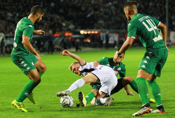 Ο Σαραβάκος μπορούσε να είναι χαρούμενος