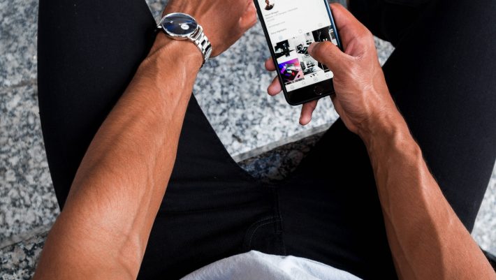 «Σε ευχαριστώ για την αποδοχή»: Τα 5 πιο εκνευριστικά μηνύματα που στέλνουν οι γύπες του Facebook