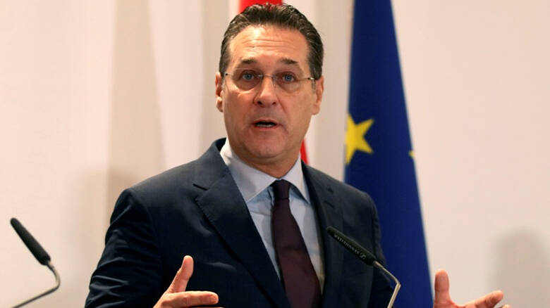 Αυστρία: Ο πρώην αντικαγκελάριος Στράχε προσπάθησε να αγοράσει το βίντεο της «Υπόθεσης Ίμπιζα» (βίντεο)