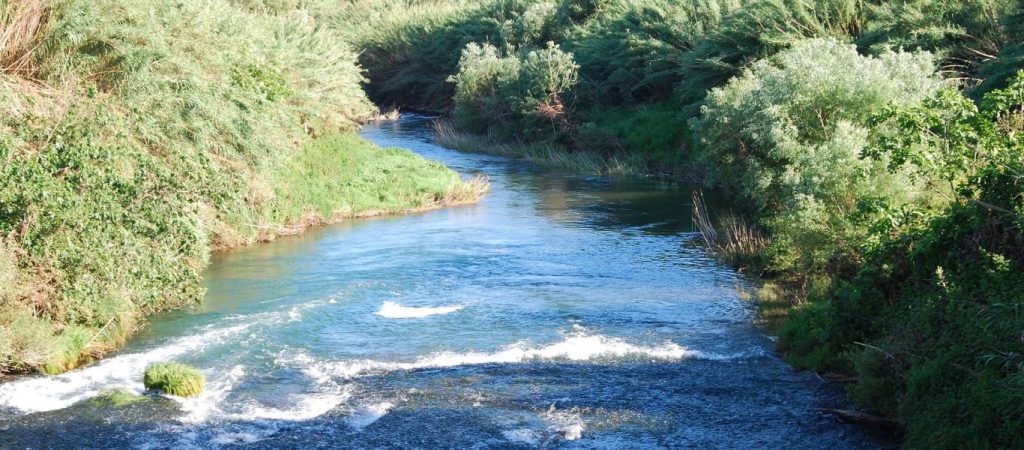 Έχετε αναρωτηθεί γιατί τα ποτάμια δεν είναι σε ευθεία γραμμή; (βίντεο)