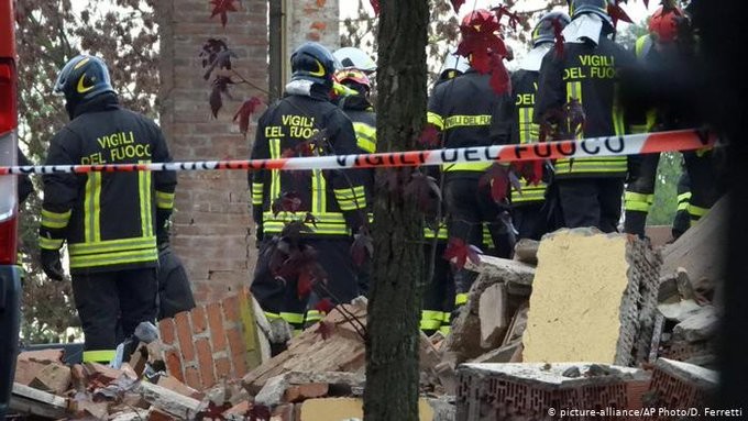 Ιταλία: Νεκροί τρεις πυροσβέστες από έκρηξη – Δεν αποκλείουν εγκληματική ενέργεια