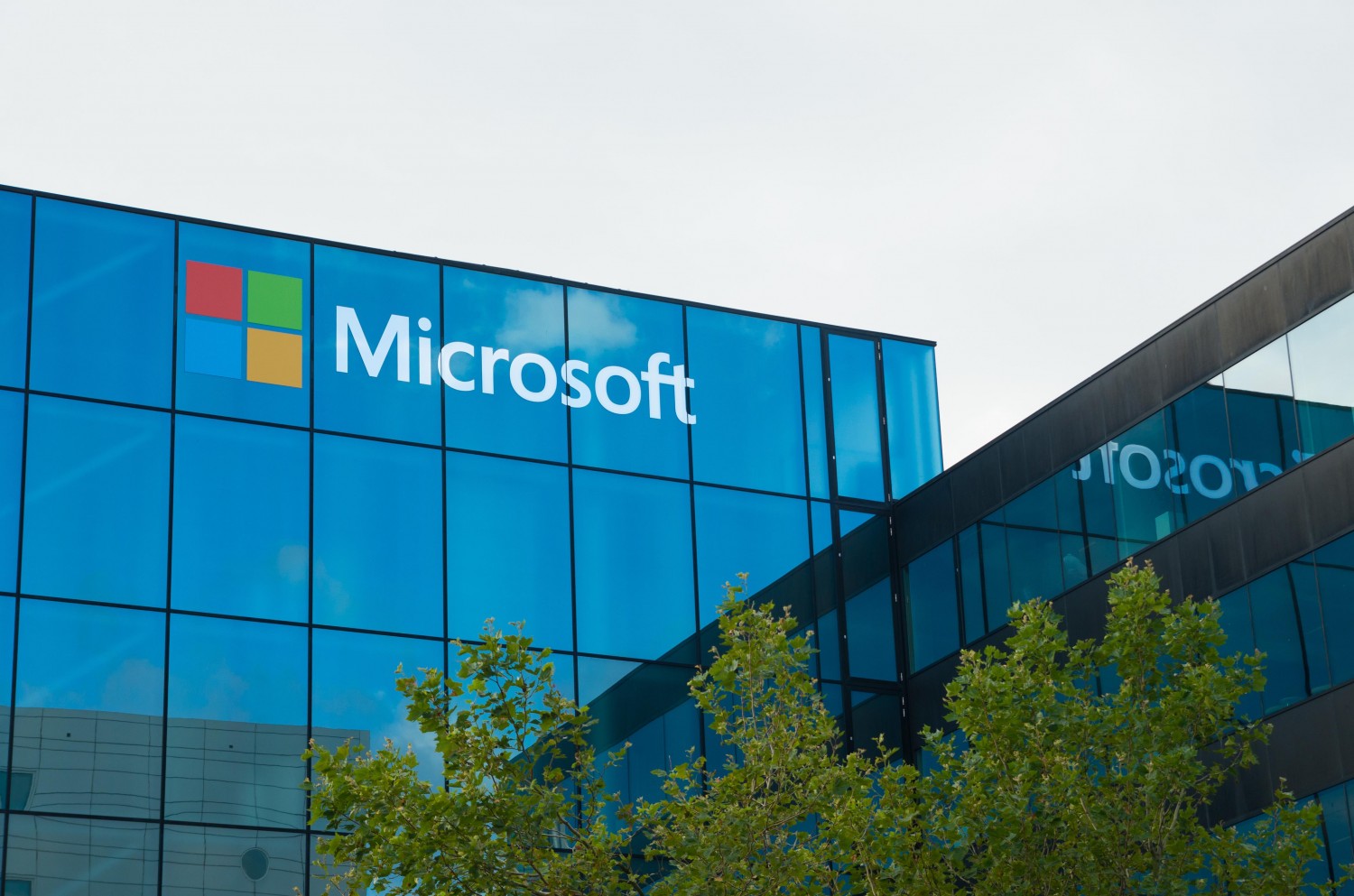 Η Microsoft δοκίμασε την τετραήμερη εργασία και είδε θεαματικά αποτελέσματα – Αυξήθηκε η παραγωγικότητα κατά 40%