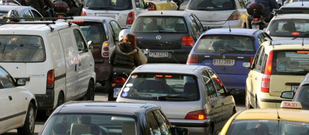 ΣΕΑΑ: Κίνητρα θα δοθούν μόνο για την αγορά ηλεκτρικών αυτοκινήτων