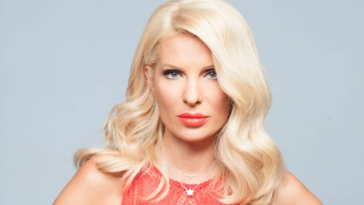 «Γονατίσαμε» με την Μενεγάκη: Αντί για ψωμί… είπε ψ@λή… (βίντεο)