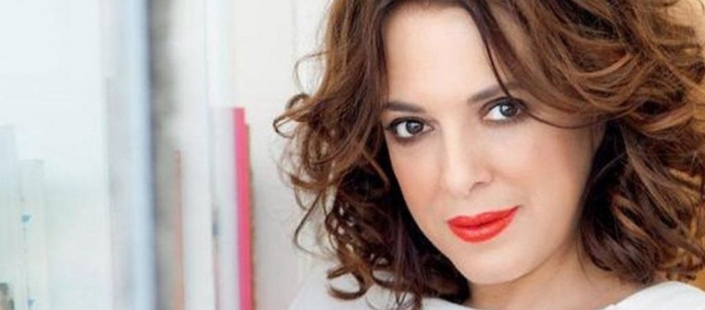 Ελένη Ράντου: «Υποκλίνομαι στην κοπέλα που… » (βίντεο)