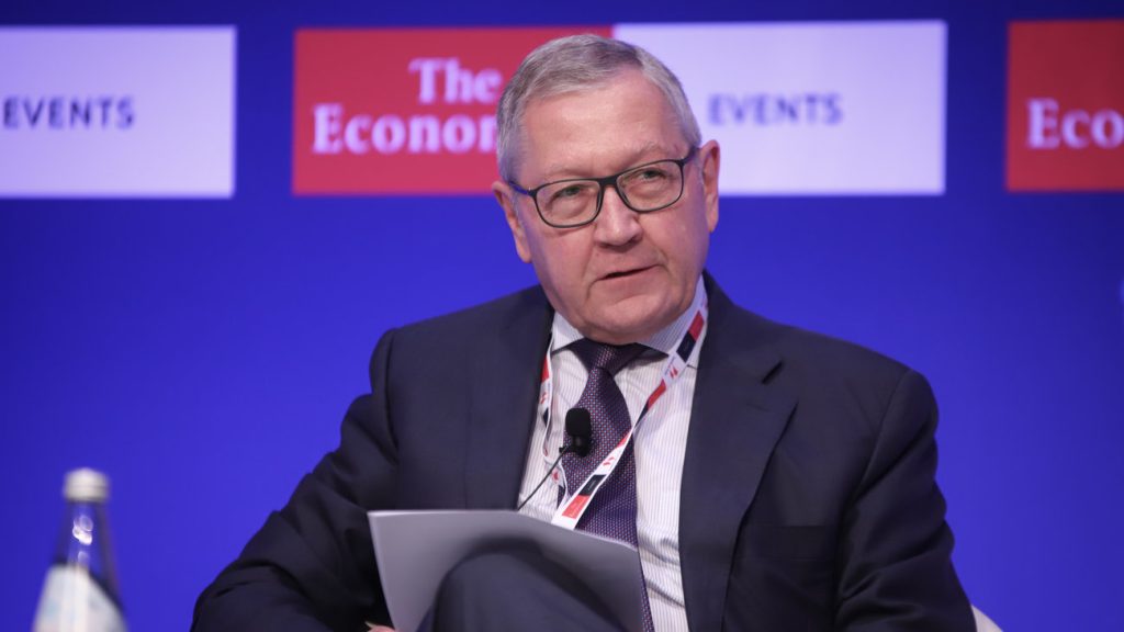 Κ.Ρέγκλινγκ: «Θετικό παράδειγμα του Νότου της Ευρώπης η Ελλάδα – Εφαρμόζει μια αξιόπιστη πολιτική»