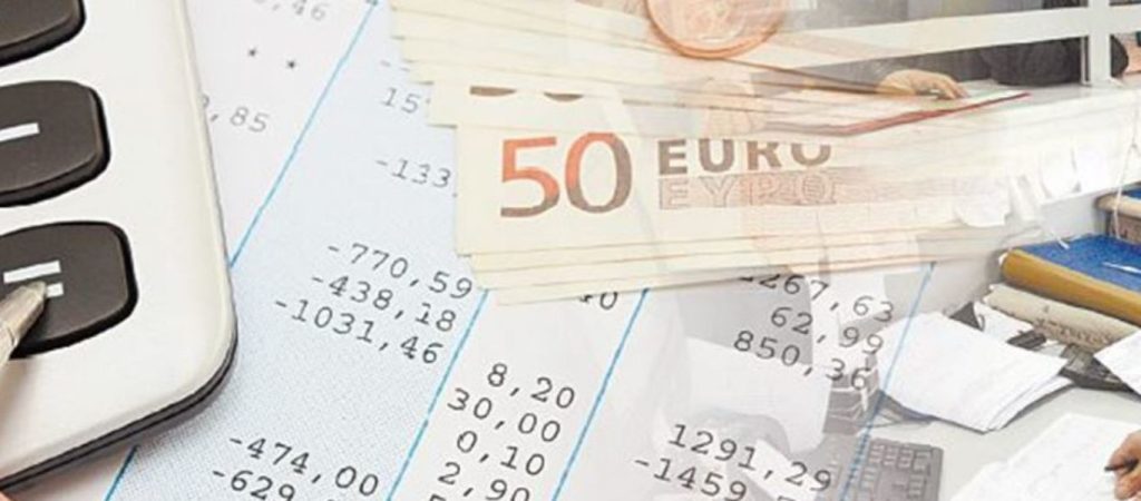 Βγαίνει σε διαβούλευση το νέο φορολογικό: Φοροελαφρύνσεις για όλους με «αντάλλαγμα» περισσότερο «πλαστικό χρήμα»