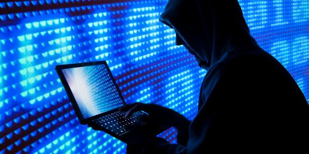 Ανέβασε αποκαλυπτικά βίντεό της για να την εκδικηθεί που τον χώρισε – Η αντίδραση της κοπέλας