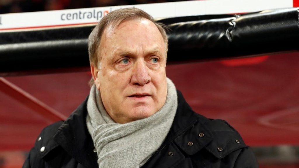 Οι οπαδοί της Φέγενορντ το… τερμάτισαν με «πικάντικο» πανό (φωτό)