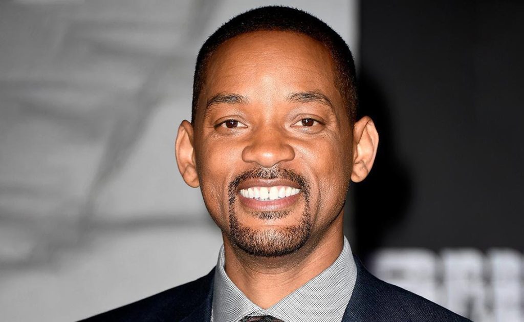 Ο Will Smith έδειξε τα oπiσθιά του για να φτάσει τους 50 εκατ. followers – Δείτε το χιουμοριστικό βίντεο (βίντεο)