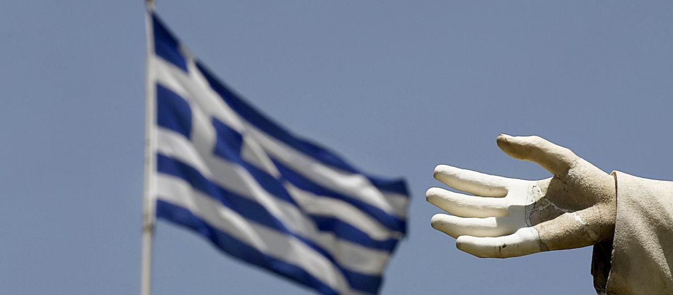 Financial Times: «Σε φάση ανάκαμψης η Ελλάδα καθώς προχωρεί η αναδιάρθρωση του χρέους»