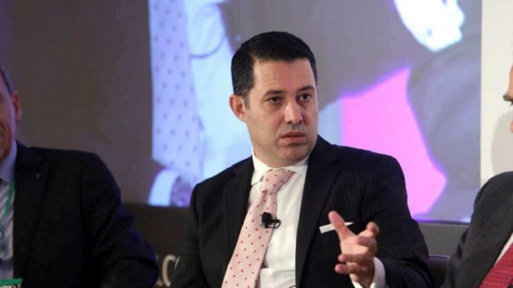 Υπόθεση Novartis – Νίκος Μανιαδάκης: «Δέχθηκα ασφυκτικές πιέσεις από το FBI για να ενοχοποιήσω τον Ανδρέα Λοβέρδο»