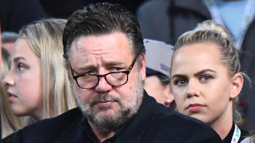 Ο Ράσελ Κρόου έγινε… υπέρβαρος (βίντεο)