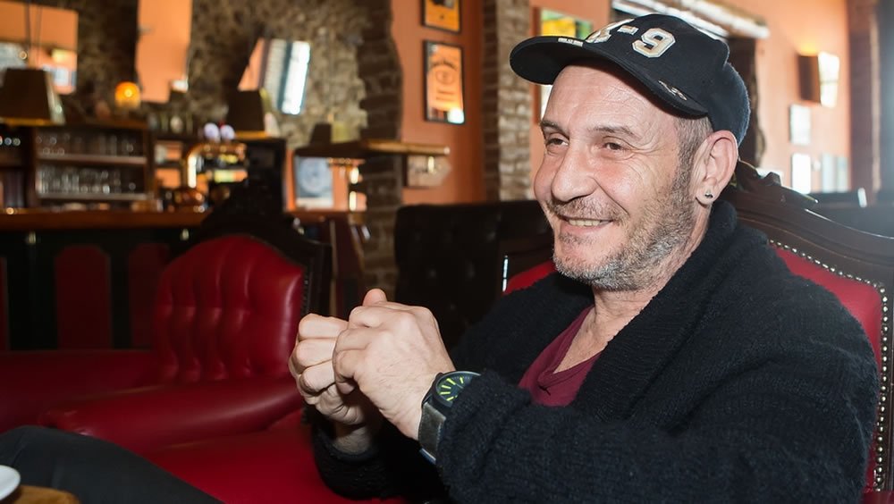 Ο Α.Αλεξανδρής απαντάει στους επικριτές: «Δικαίωμά τους να θεωρούν ρατσιστικό το κείμενο – Δεν μπορείτε να με φιμώσετε»