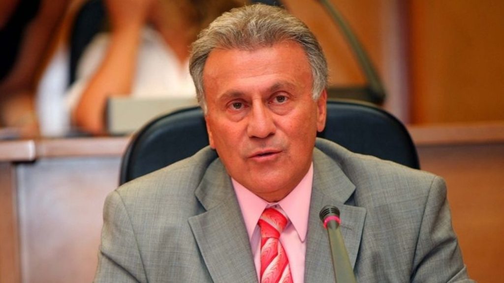 Στο μπάρμπεκιου των Διαβατών ο Παναγιώτης Ψωμιάδης – Έκανε δηλώσεις με το σουβλάκι στο χέρι (βίντεο-φωτο)