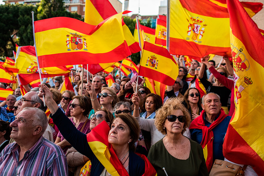 Σήμερα οι εκλογές στην Ισπανία: «Σαρώνει» η δεξιά στις δημοσκοπήσεις