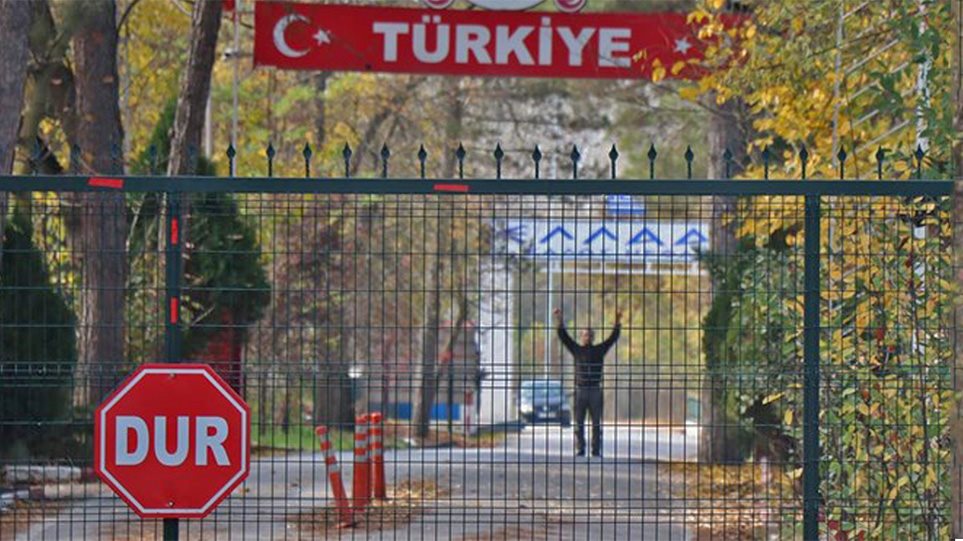 Επέστρεψε στην Τουρκία ο Αμερικανός τζιχαντιστής όμως… έρχονται κι άλλοι