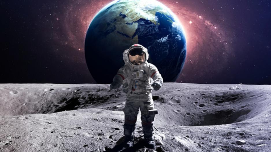 Αστροναύτης διαστημικής αποστολής Apollo 9: «Μία “ασπίδα” γύρω από τη Γη θα μπορούσε να σώσει το ανθρώπινο είδος»