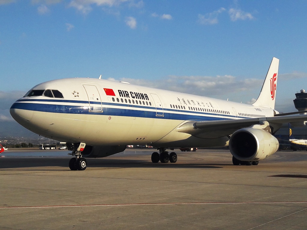 Υπερδιπλασιάζονται τα αεροπορικά δρομολόγια Ελλάδας – Κίνας: Πόσα θα εκτελούνται κάθε εβδομάδα