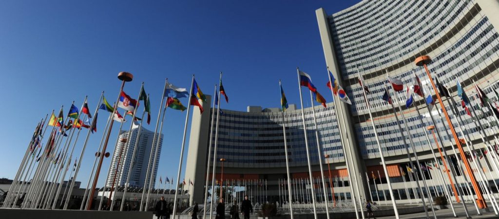 Ο ΟΗΕ «βουλιάζει»: Ξέμεινε από ρευστό και… έκλεισε τις κυλιόμενες σκάλες (φώτο)