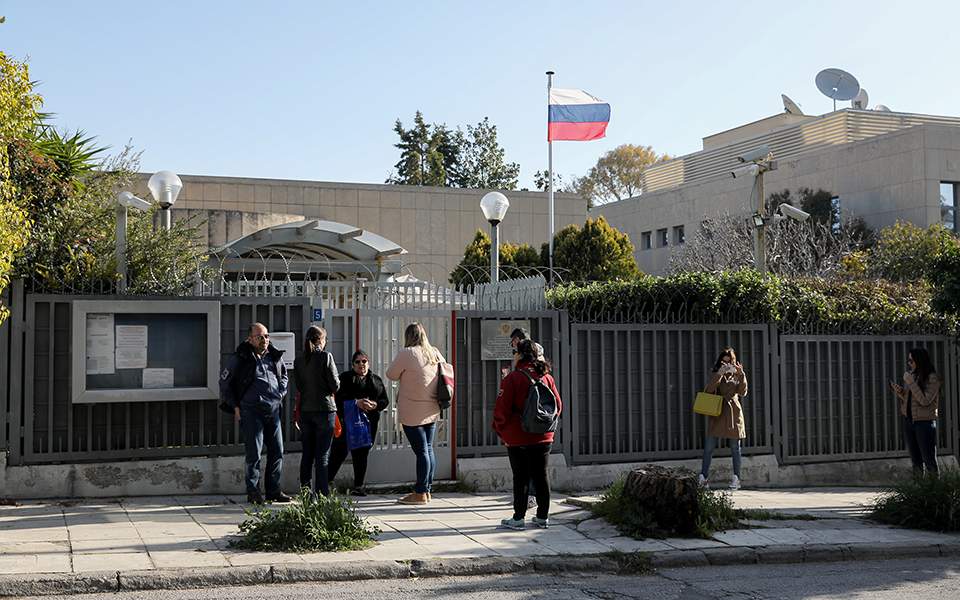 Σκληρή απάντηση ρωσικής πρεσβείας σε Τζ.Πάιατ: «Αλαζόνες και ερασιτέχνες οι Αμερικανοί εργαλειοποιούν την Ορθοδοξία»
