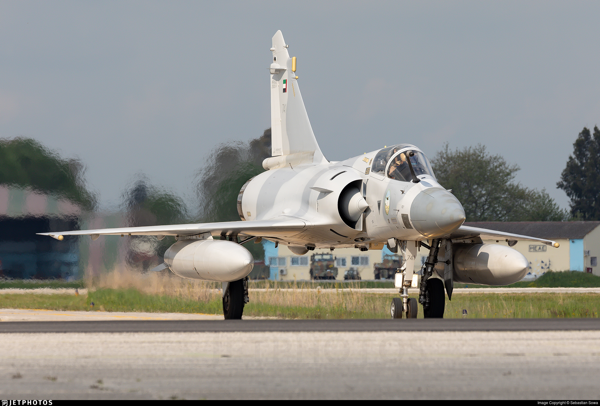 ΗΑΕ: Αναβαθμίζουν τα Mirage 2000-9 – Έπεσαν οι υπογραφές με την Dassault