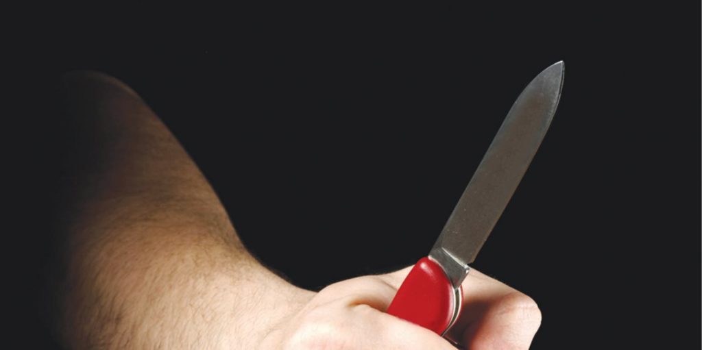 Δάγκωσε το μόριο του συντρόφου της και τον απείλησε με μαχαίρι – Αυτός είναι ο λόγος (φωτο)