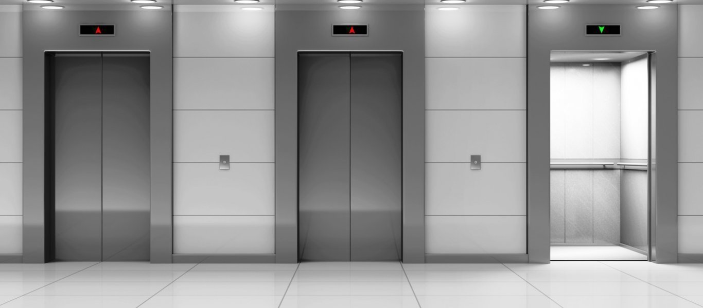 Προσοχή: Δείτε τι πρέπει να κάνετε προκειμένου να βγείτε ζωντανοί από ασανσέρ που βρίσκεται σε ελεύθερη πτώση (βίντεο)