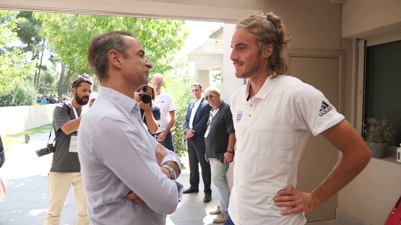 Ο Κ.Μητσοτάκης συνάντησε κι αποθέωσε τον Σ.Τσιτσιπά λίγο μετά τη νίκη του: «Παικταρά!» (βίντεο)