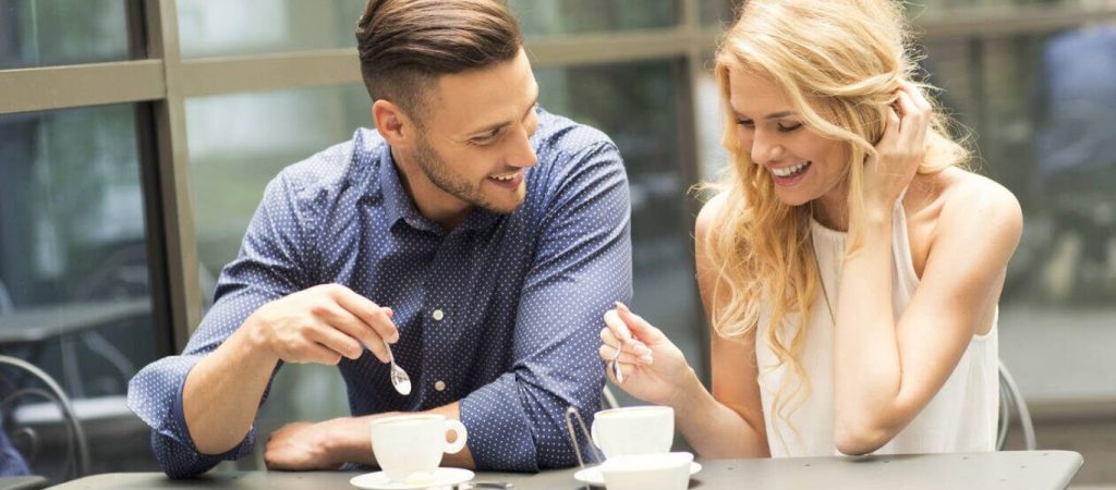 Πέντε ατάκες που κανένας άντρας δεν θέλει να ακούσει στο πρώτο ραντεβού