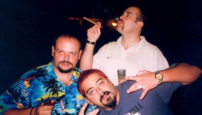 50 χρόνια μπροστά από την εποχή του: Το τραγούδι των Ημισκούμπριων που έβαζε φωτιά στα πάρτι των 90s (βίντεο-φωτο)