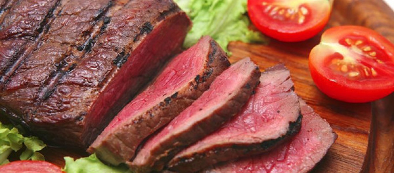 Tι είναι τελικά η κοκκινίλα στο άψητο κρέας;