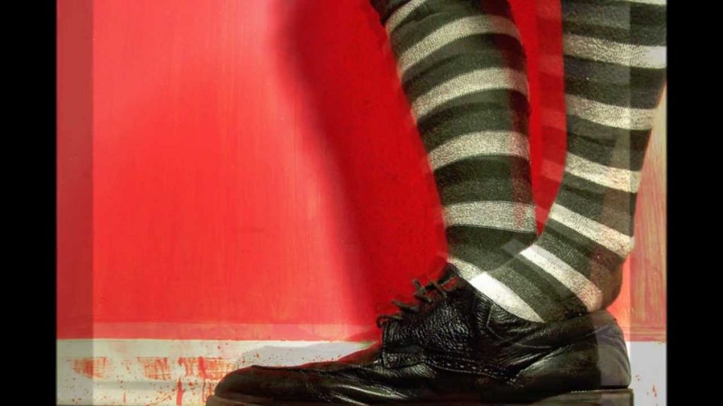 Πως βγήκε η φράση «του έβαλε τα δυο πόδια σε ένα παπούτσι»;