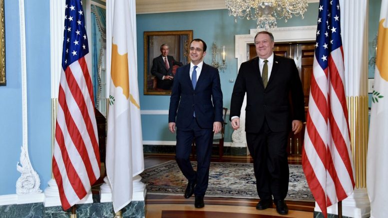 Συνάντηση Κύπριου ΥΠΕΞ με Μ.Πομπέο: Στηρίζουν τη λύση της ΔΔΟ οι ΗΠΑ