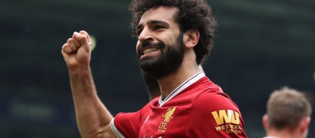 Λίβερπουλ: Το τρελό γλέντι αλά… ελληνικά για τον Μο Σαλάχ – Ζεϊμπεκιές με Μητροπάνο και σπασμένα πιάτα (βίντεο)