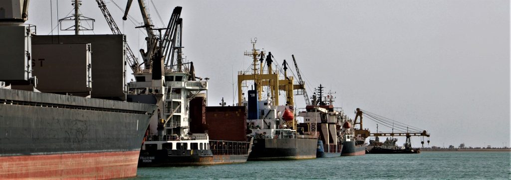 EKTAKTO – Πολεμική κρίση στην Ερυθρά Θάλασσα: Οι Χούθι κατέλαβαν τρία πλοία με καταδρομικές επιχειρήσεις